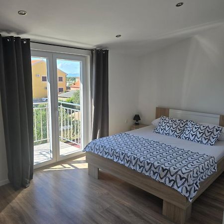 Apartment Fabijana Biograd Na Moru Exteriör bild