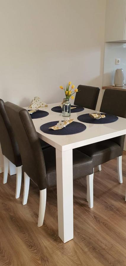 Apartment Fabijana Biograd Na Moru Exteriör bild